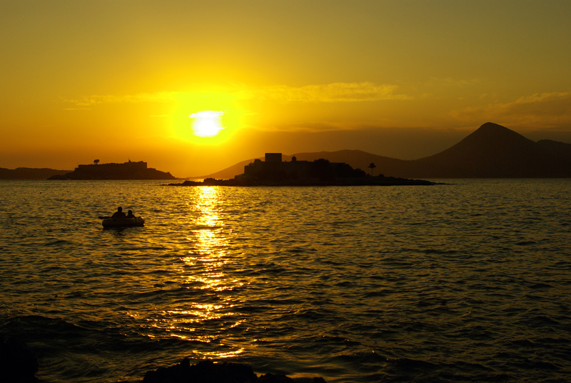 фото "Lonley sunset" метки: пейзаж, вода, закат