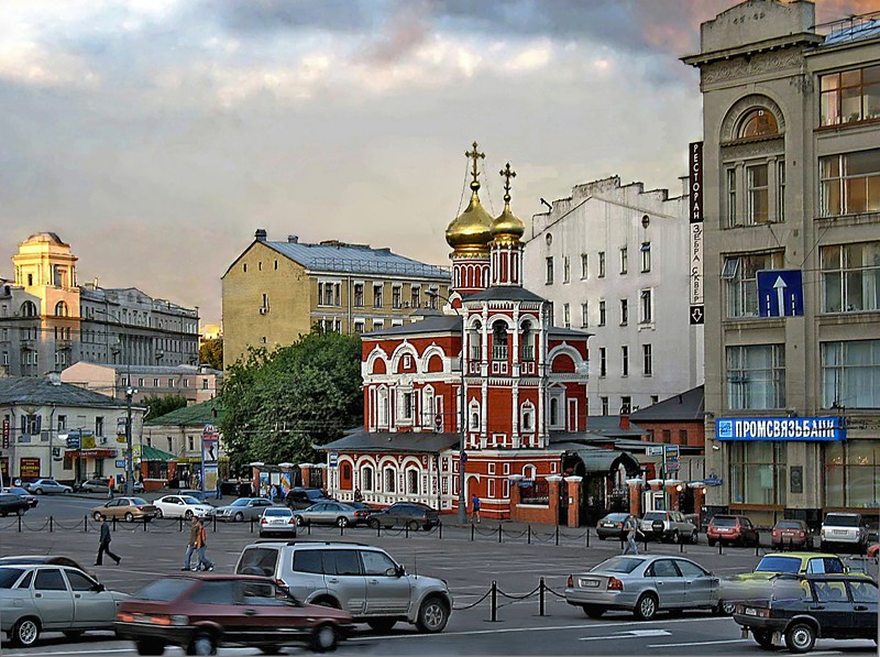 В каком городе находится китай город. Китай-город и улица Варварка. Район Китай город Москва. Варварка улица Москва. Варварка Ильинка Никольская улицы.