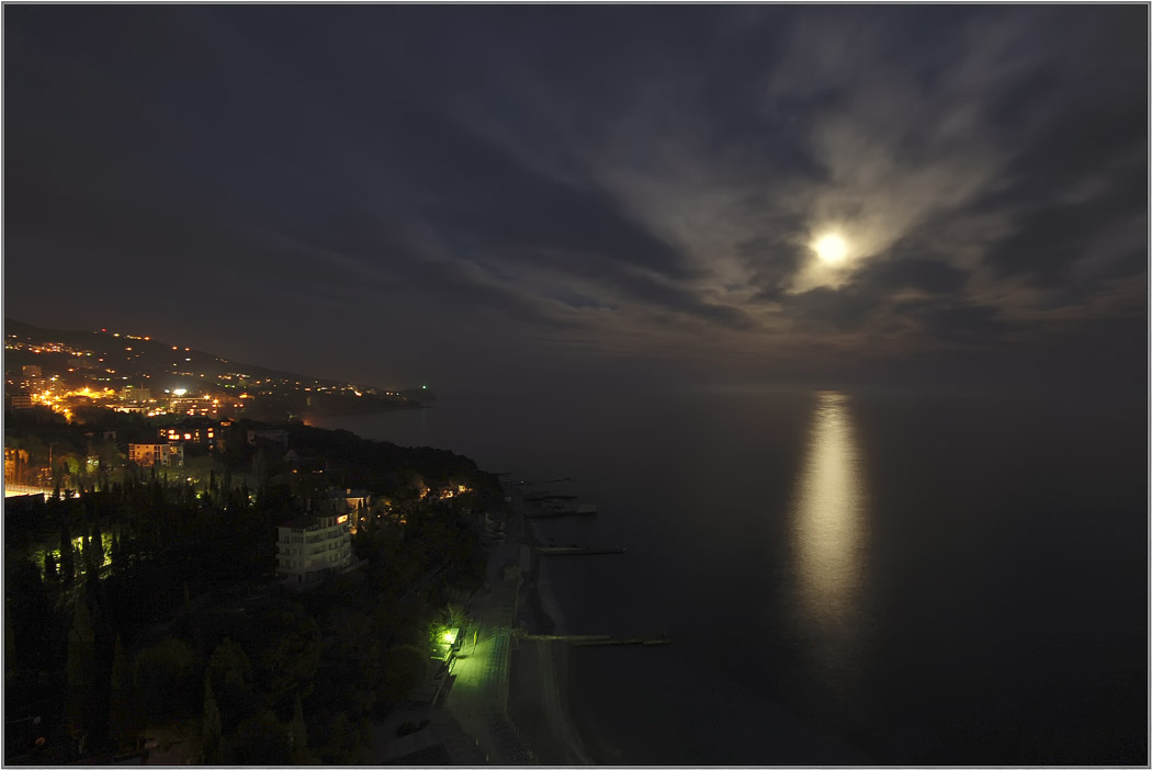 photo "full moon" tags: landscape, night, water
