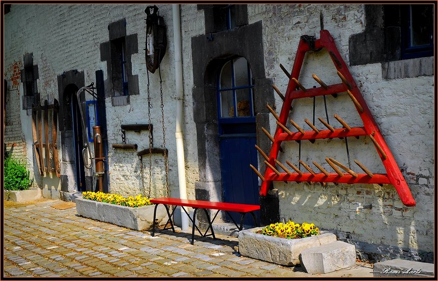 photo "old farm" tags: architecture, travel, landscape, 