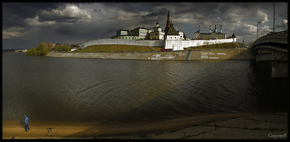 фото "Казанский кремль. Рыбалка" метки: архитектура, пейзаж, 