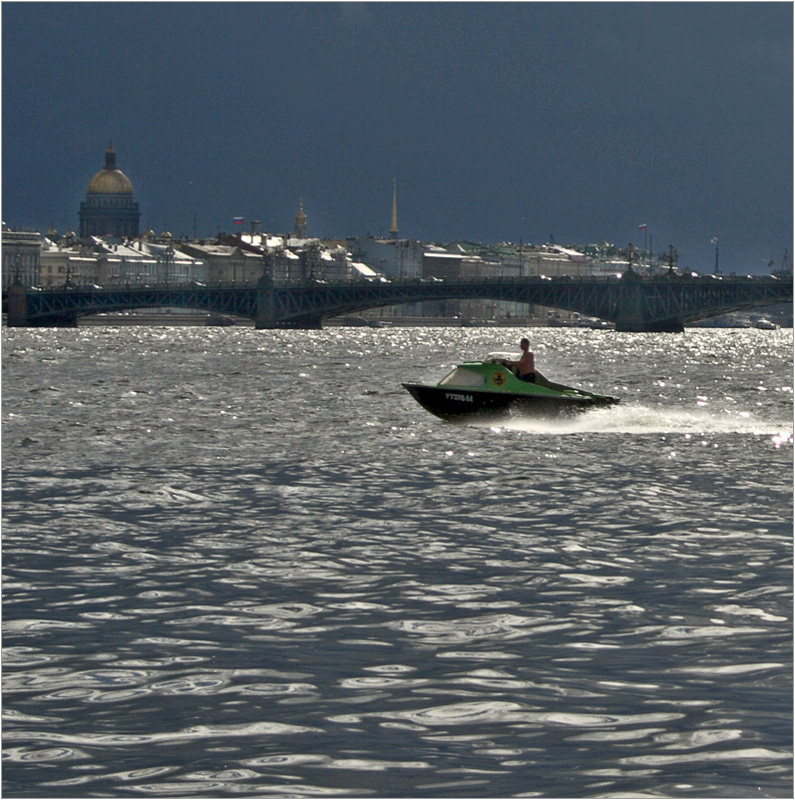 photo "Silver city" tags: landscape, city, water