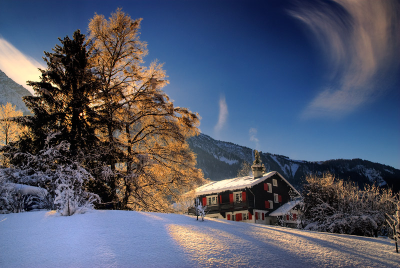 photo "A house in the mountain" tags: landscape, architecture, mountains