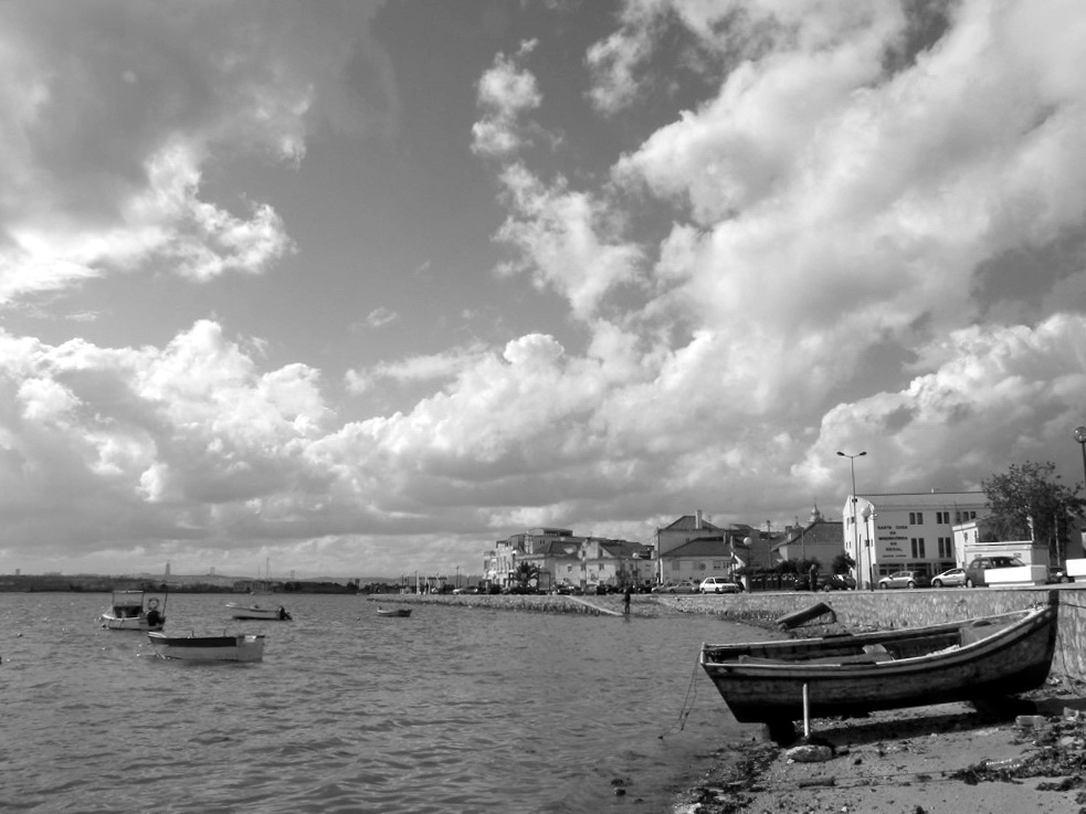 photo "Seixal" tags: landscape, clouds, water