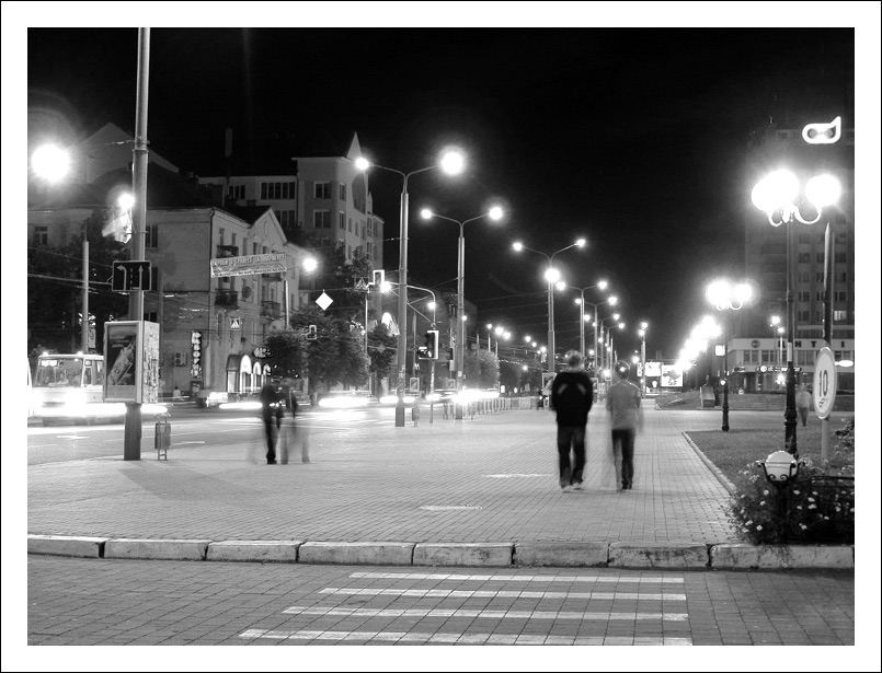 photo "Night In Black & White" tags: city, black&white, 