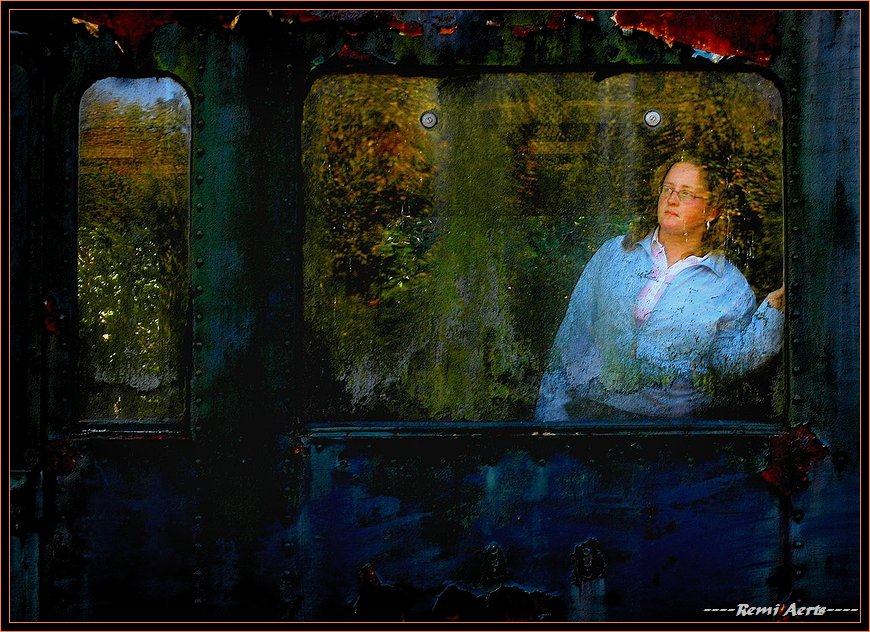 photo "train window" tags: portrait, woman