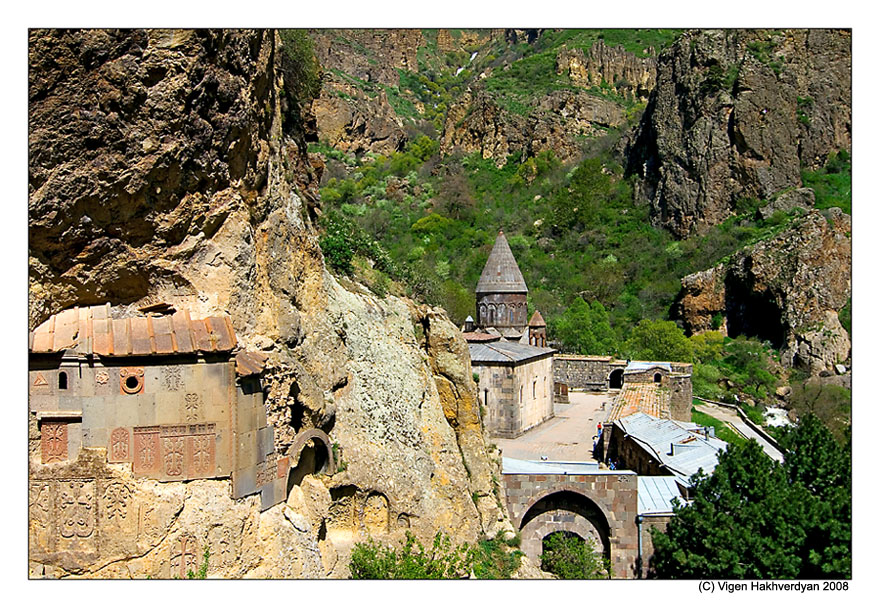 photo "Rocks of Geghard" tags: landscape, architecture, 