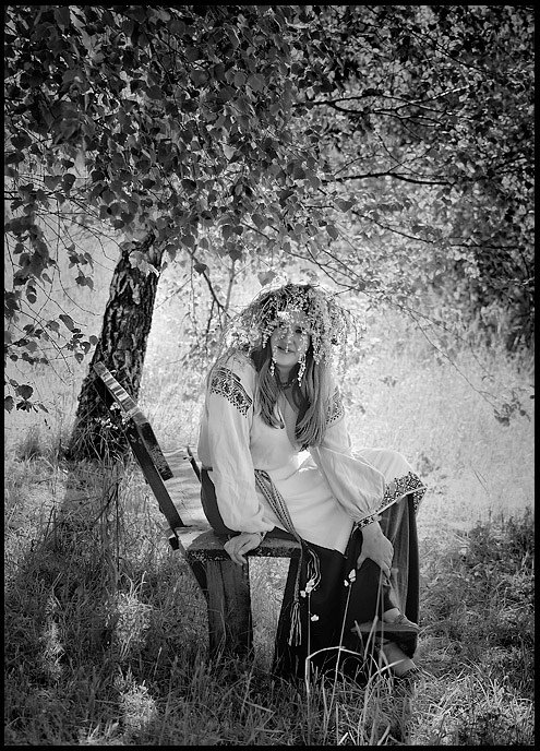 photo "Under the birch" tags: black&white, genre, 