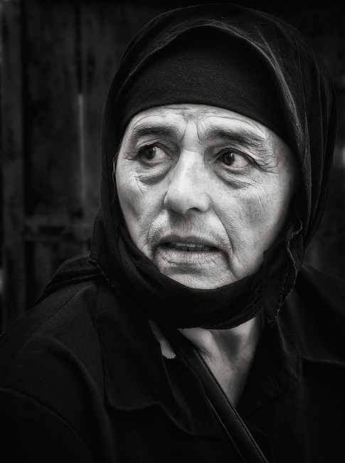 photo "***" tags: portrait, black&white, woman