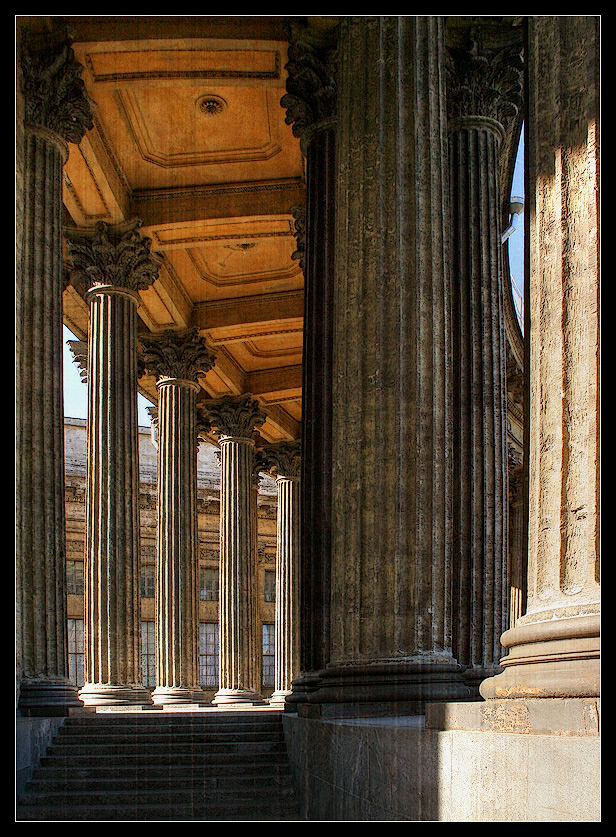 photo "Columns Kazan Cathedral of St. Petersburg" tags: , 