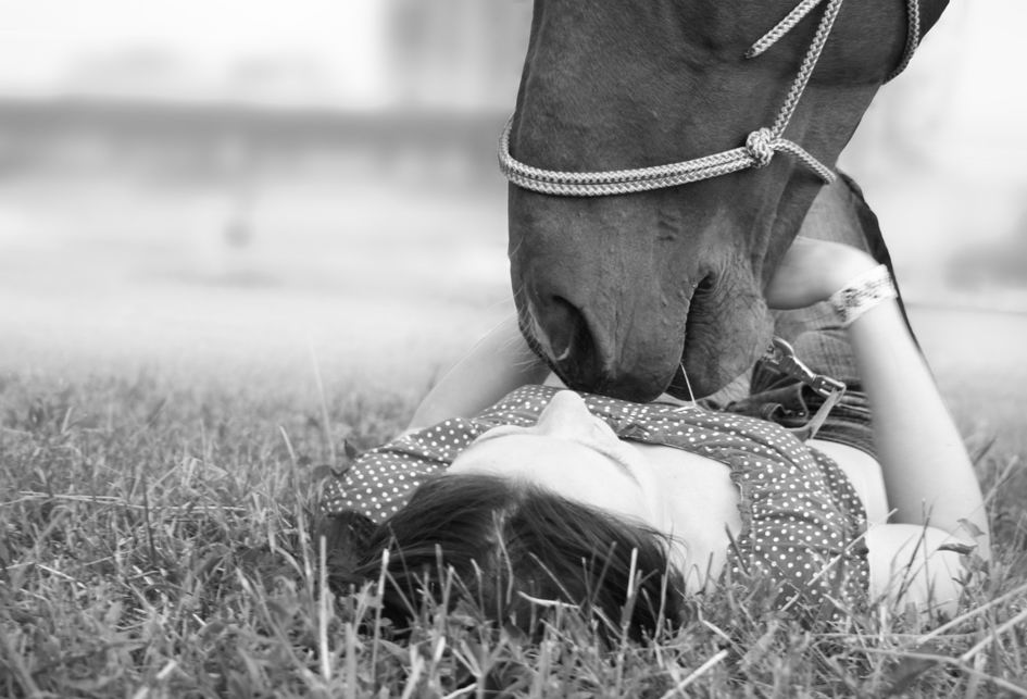 photo "Tenderness" tags: portrait, nature, pets/farm animals, woman