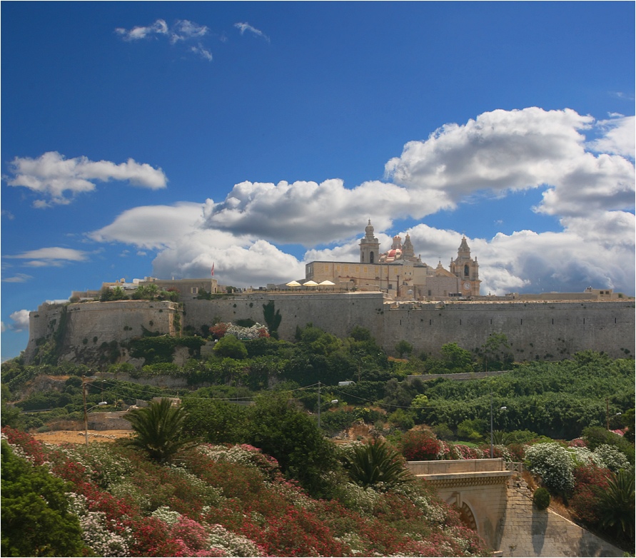 photo "Medina - city of aristocrats" tags: architecture, travel, landscape, Europe