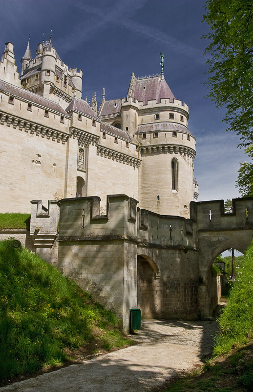 photo "Chateau de Pierrefonds" tags: travel, architecture, landscape, Europe