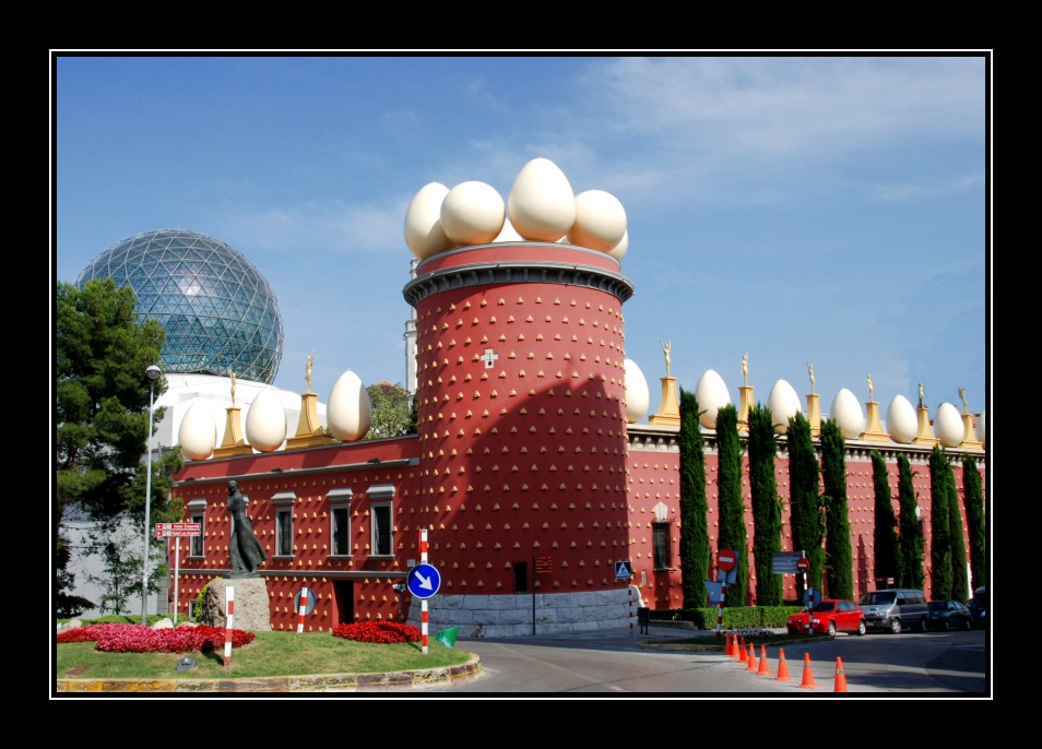 photo "Figueres. Theatre Salvador Dali" tags: architecture, travel, landscape, Europe