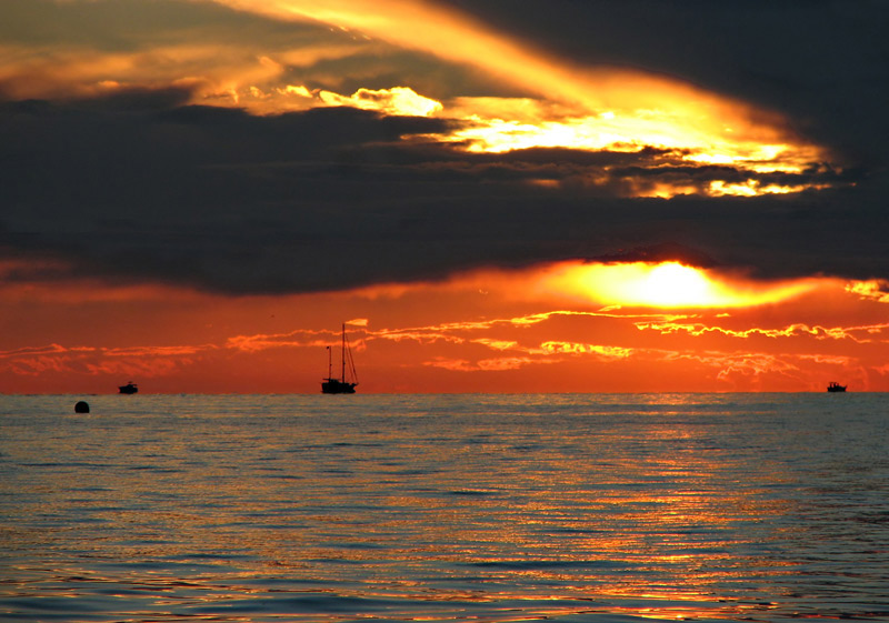 photo "***" tags: landscape, sunset