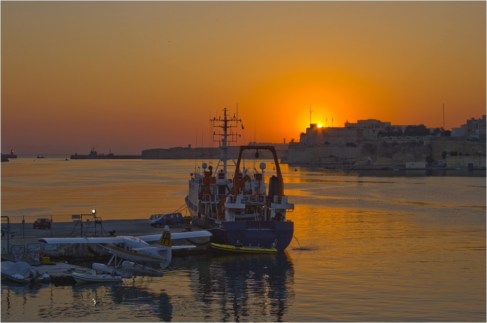photo "Morning in port" tags: landscape, travel, Europe, sunset