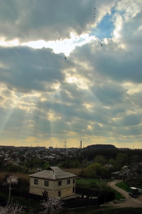 photo "Туда, где ждут" tags: landscape, architecture, clouds