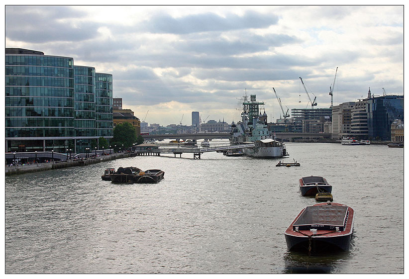 photo "At the Thames." tags: travel, landscape, Europe, water