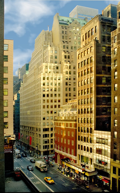 photo "Madison Avenue" tags: architecture, city, landscape, 