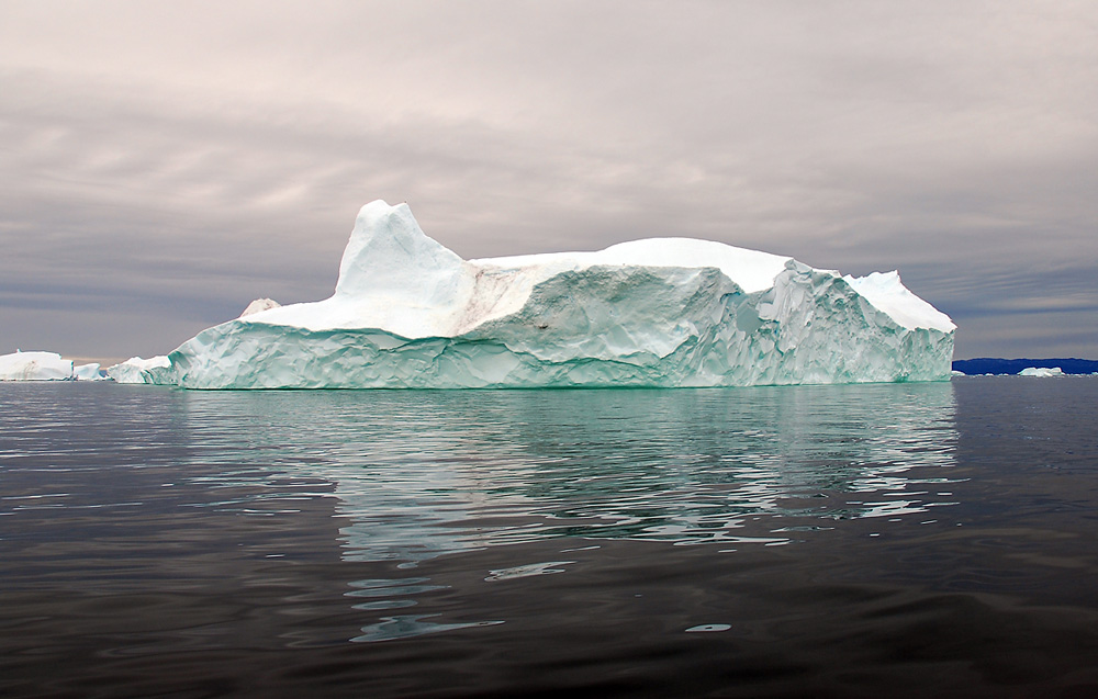 photo "Iceberg Reflection" tags: landscape, winter