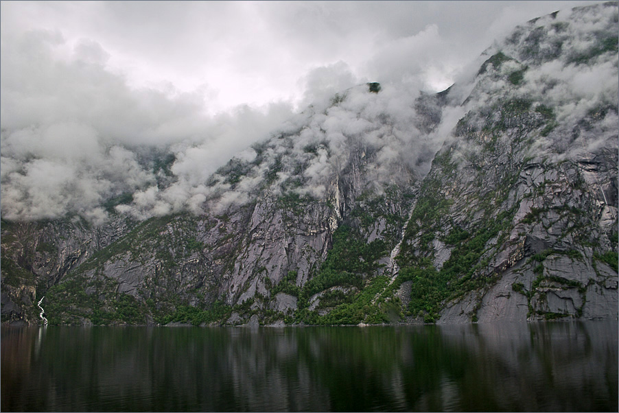 photo "The stark beauty" tags: landscape, mountains