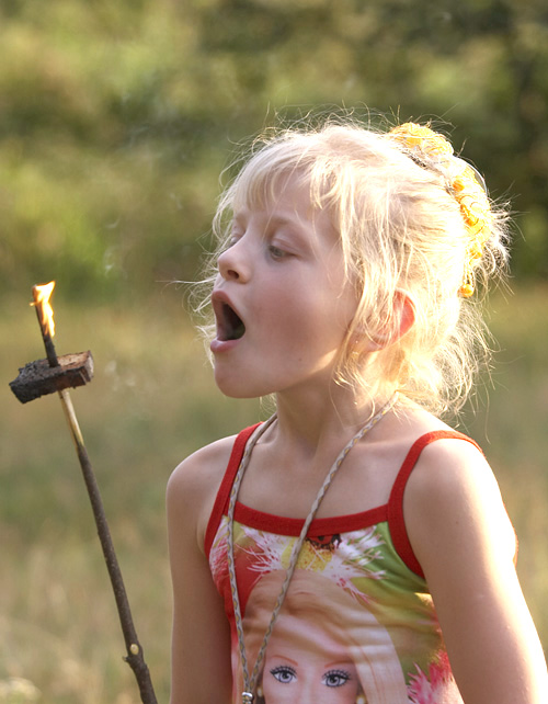 photo "Хлеба!" tags: portrait, genre, children