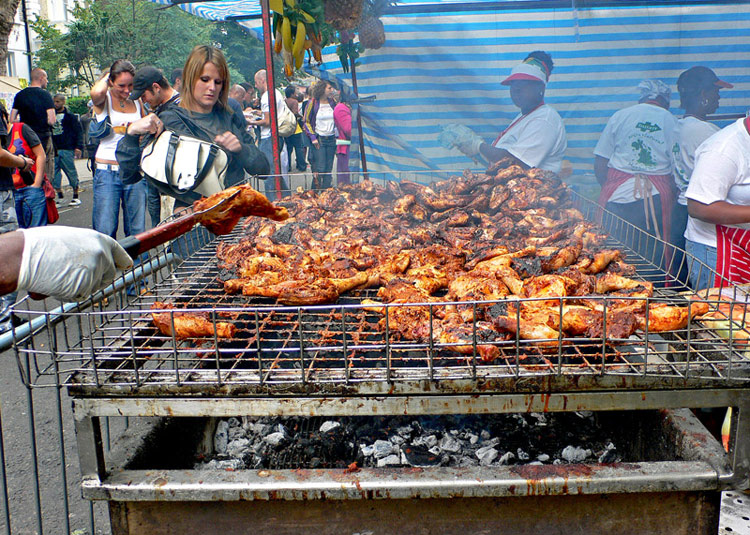 photo "A piece of chicken please" tags: travel, Europe