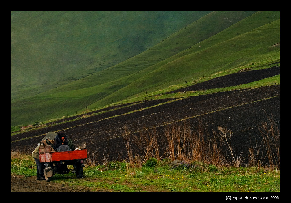 photo "Breakage on road" tags: travel, reporting, 