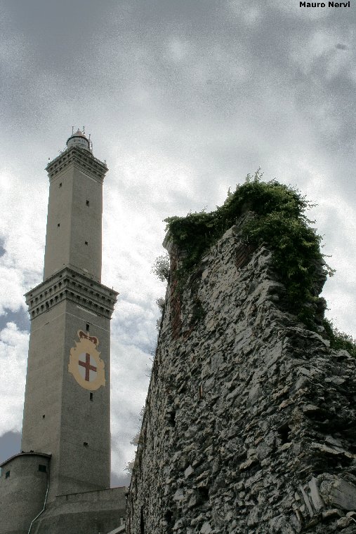 photo "The lanterna in Genoa, Italy" tags: landscape, 