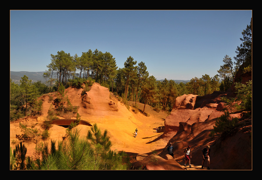 photo "Roussillon" tags: landscape, mountains, summer