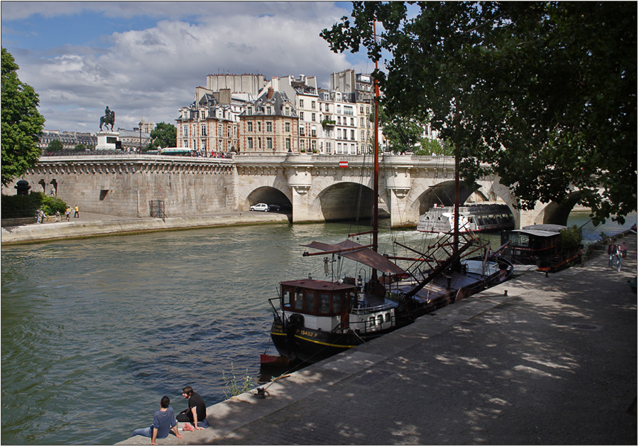 photo "Summer Paris mood" tags: architecture, travel, landscape, Europe