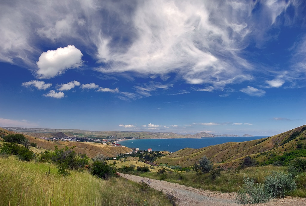 photo "***" tags: landscape, clouds, summer