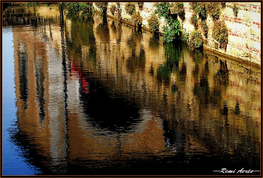 photo "reflection" tags: architecture, landscape, water