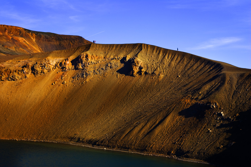 photo "On the Edge..." tags: landscape, mountains, summer