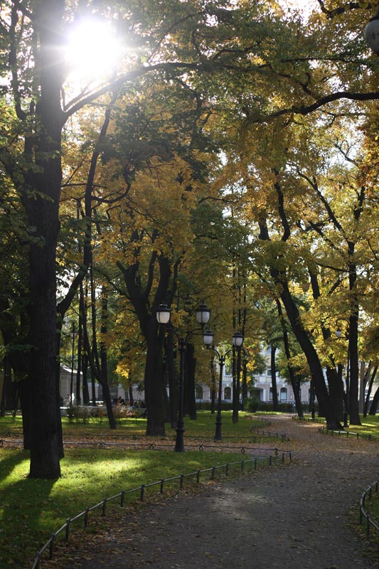 photo "***" tags: landscape, city, autumn