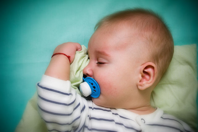 photo "David sleeps" tags: portrait, children