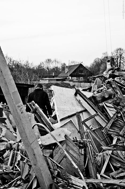 photo "***" tags: black&white, genre, 