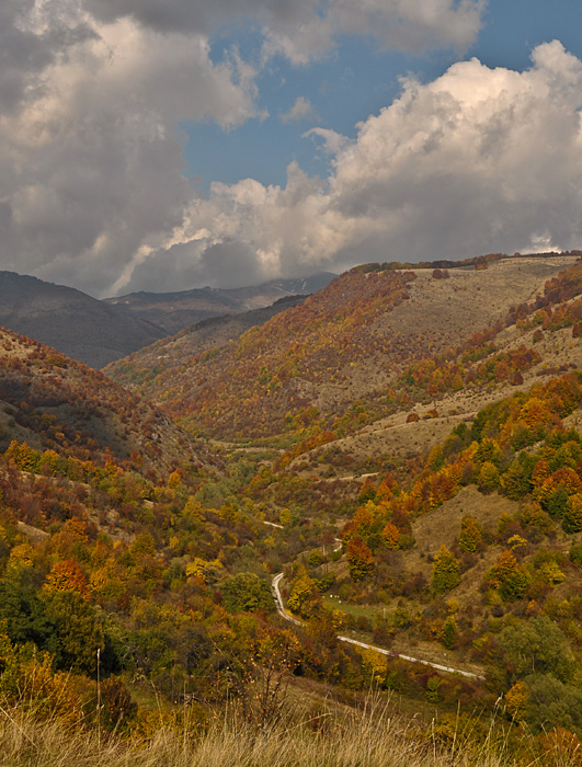 photo "The Balkan Mountains in an Autumnal Attire" tags: landscape, autumn, mountains