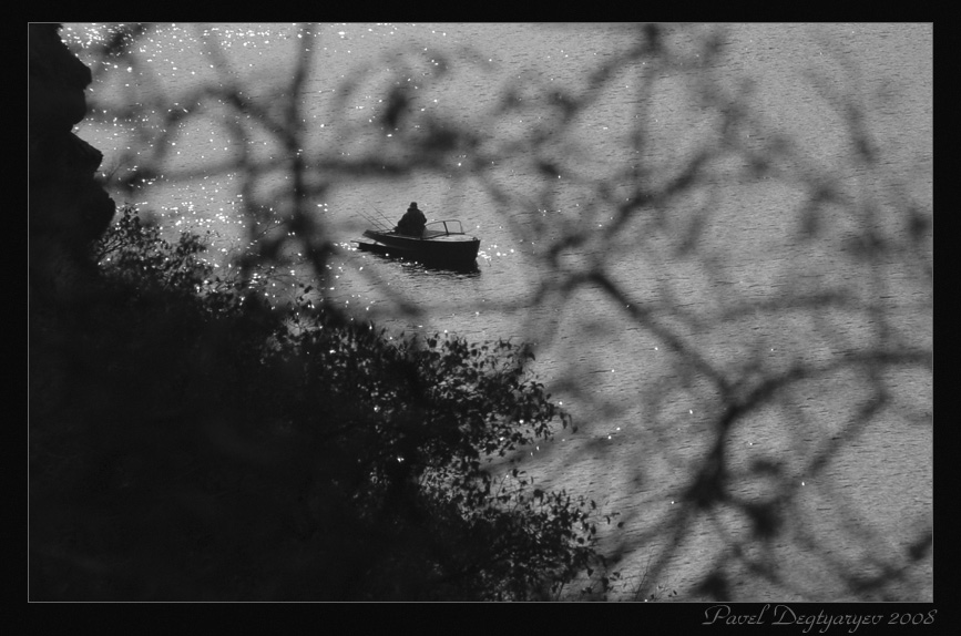 photo "Alone" tags: landscape, black&white, water