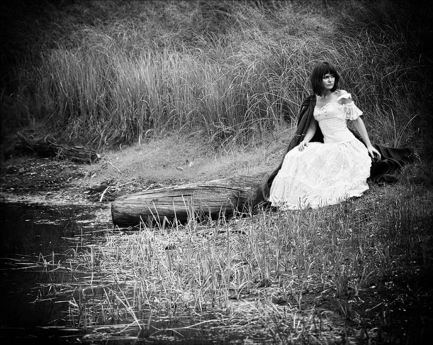 photo "* * *" tags: portrait, black&white, woman