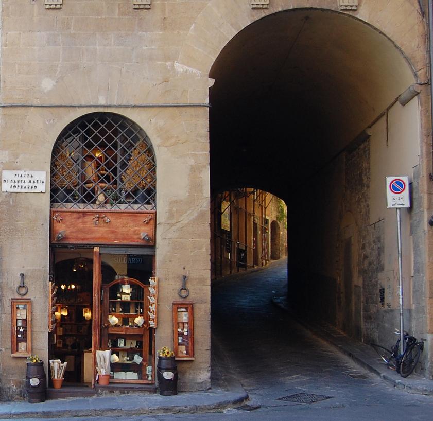 photo "Arches" tags: travel, city, Europe