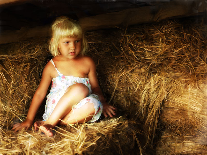 photo "In a Bundle of Hay" tags: portrait, 