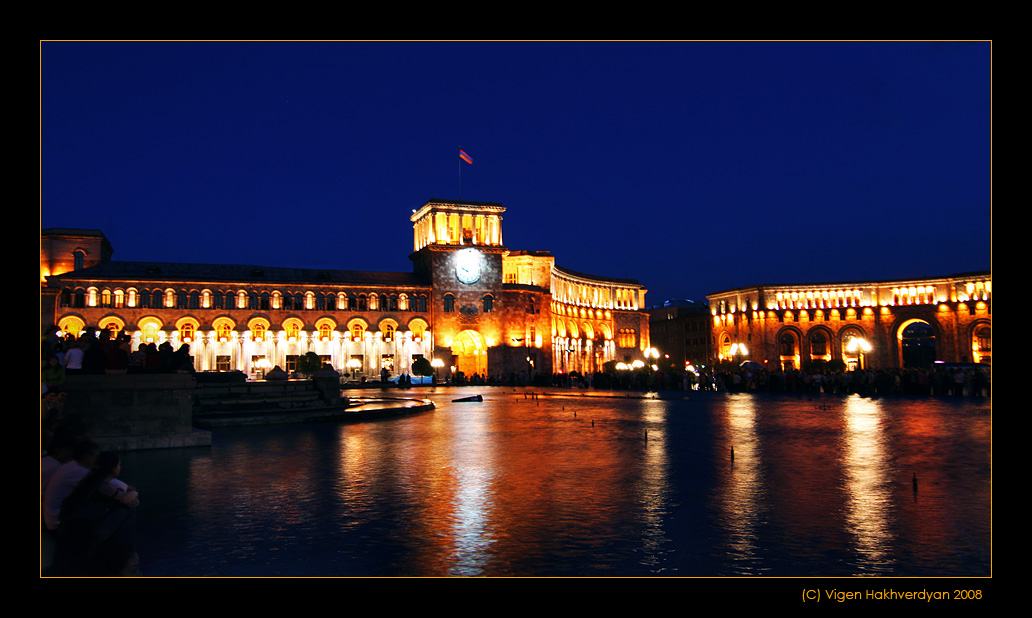 photo "Republic square" tags: travel, city, 