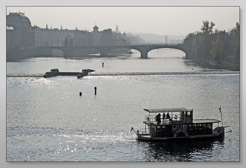 фото "Гуляя по Карловому мосту." метки: пейзаж, путешествия, Европа, вода