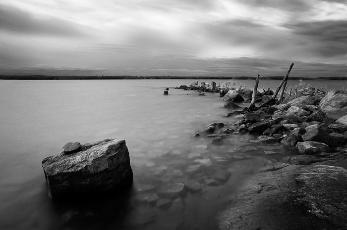 photo "Dramatic" tags: landscape, black&white, 