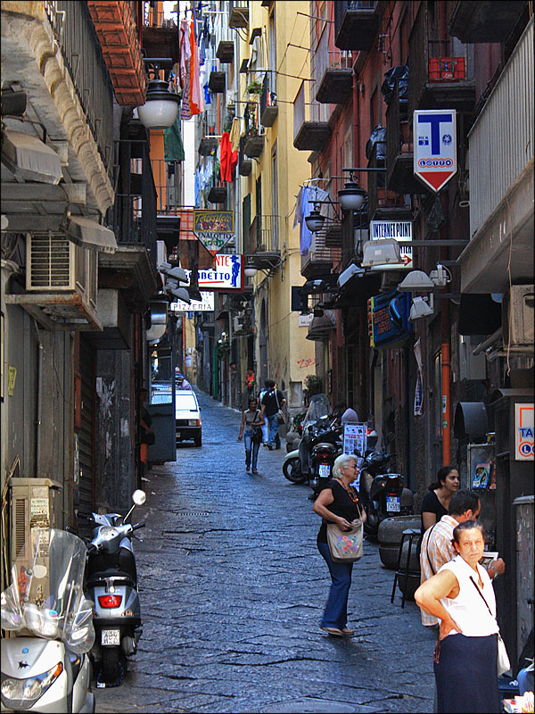 фото "будни Неаполя" метки: город, путешествия, Европа