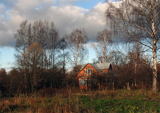 photo "Old house. One year later." tags: , 