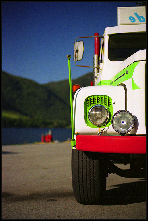 photo "Greeen mooood" tags: travel, technics, 