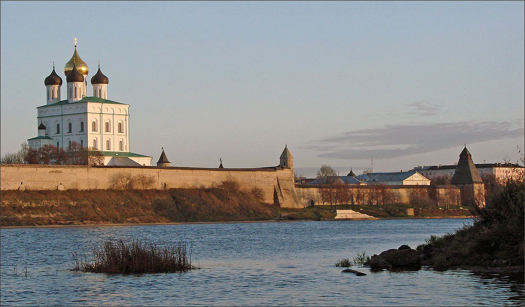 photo "City Pskov.November" tags: architecture, landscape, 