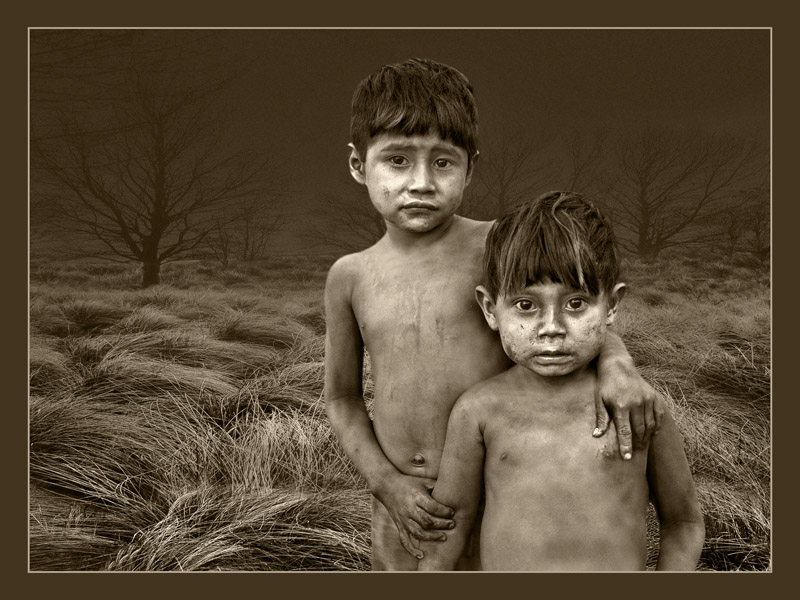 photo "BROTHERS" tags: portrait, black&white, children